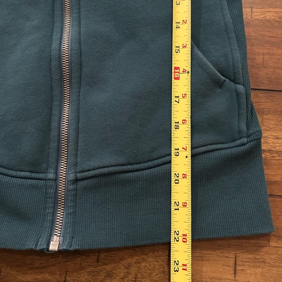 Lululemon Scuba Full Zip Hoodie Size 2 Green Style LW4AWMS - Picture 8 of 15